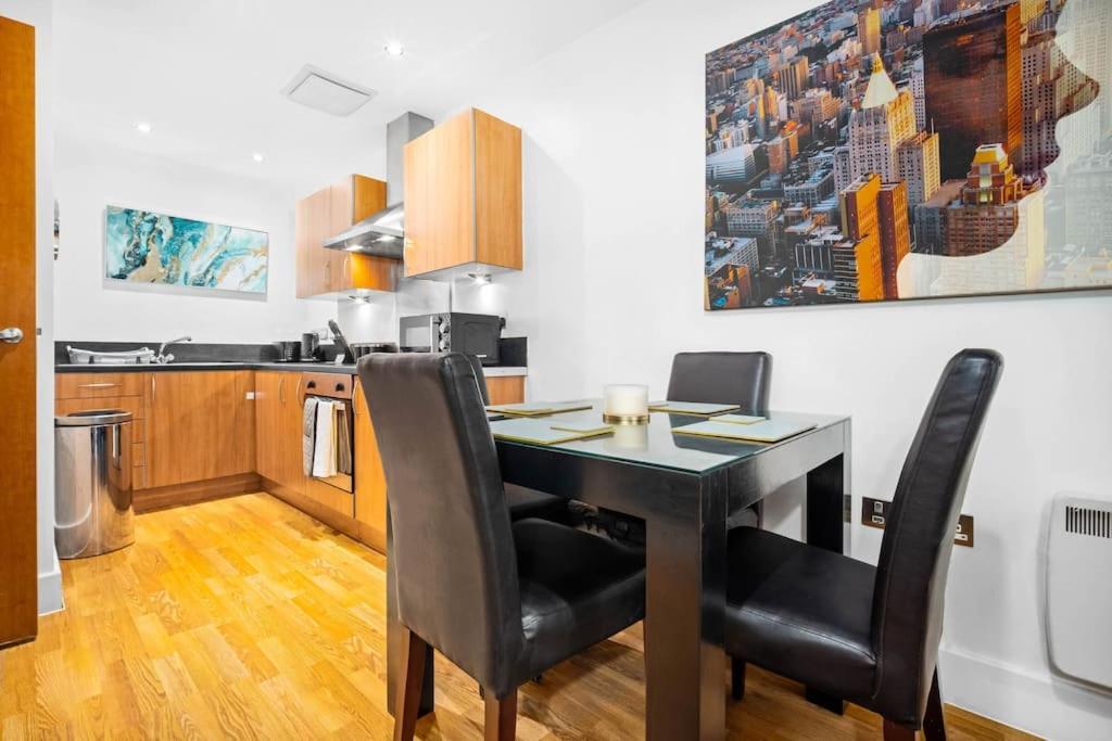Funky Arcadian Centre Apartment By Azura Nights Birmingham Extérieur photo