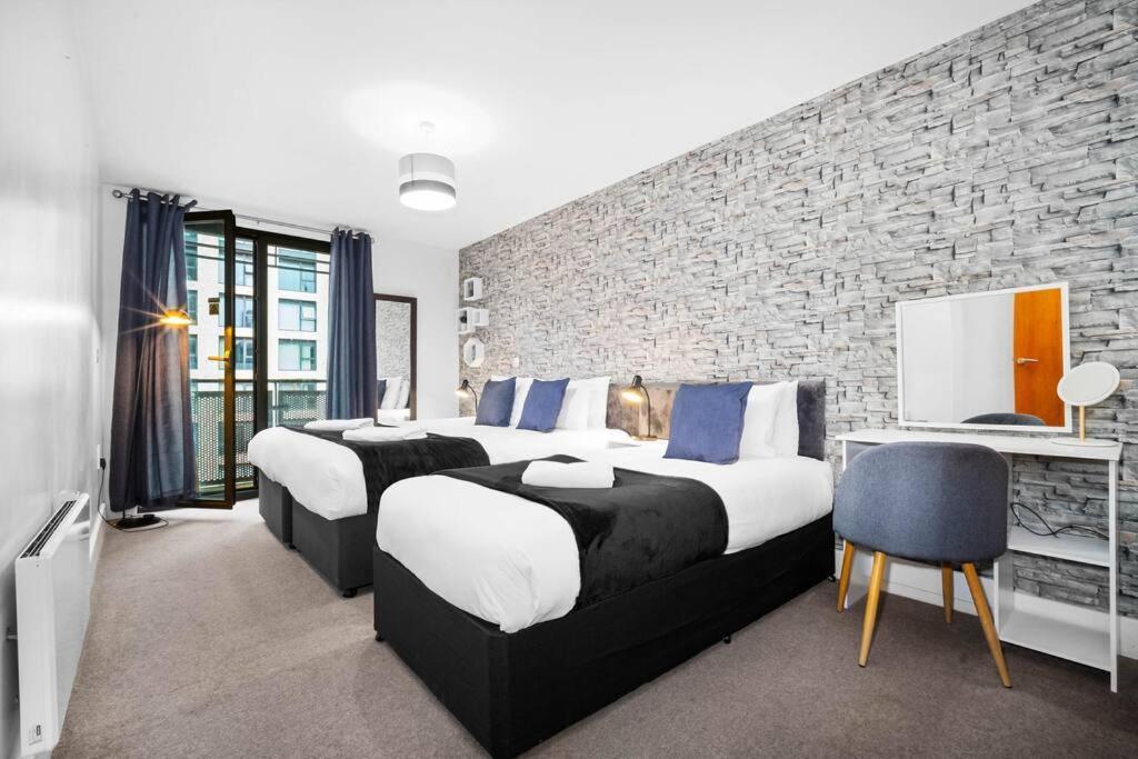 Funky Arcadian Centre Apartment By Azura Nights Birmingham Extérieur photo